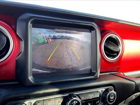 Used 2023 Jeep Wrangler Rubicon w/ Cold Weather Group image 22