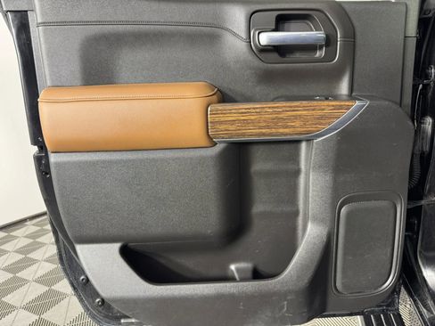 Used 2020 Chevrolet Silverado 1500 High Country w/ Technology Package image 48