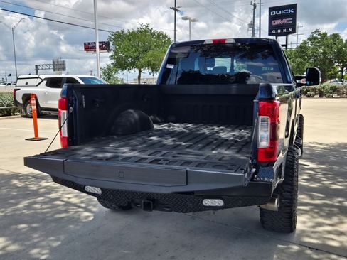 Used 2019 Ford F250 Lariat w/ Lariat Ultimate Package AWD/4WD image 25