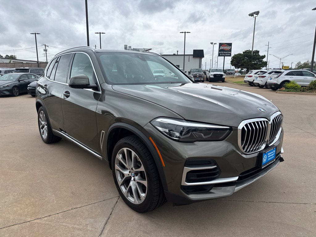 Used 2023 BMW X5 sDrive40i w/ Climate Comfort Package RWD image 3
