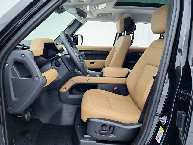 New 2026 Land Rover Defender 110 S AWD/4WD image 21