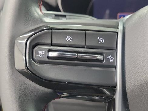 Used 2026 Chevrolet Colorado Z71 AWD/4WD image 26