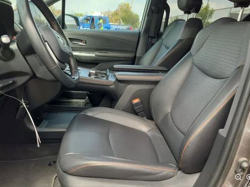 Used 2022 Toyota Sienna XSE w/ XSE Plus Package FWD image 9