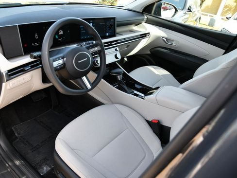 Used 2026 Hyundai Tucson SEL image 25