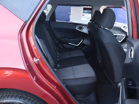 Used 2021 Kia Soul LX image 31