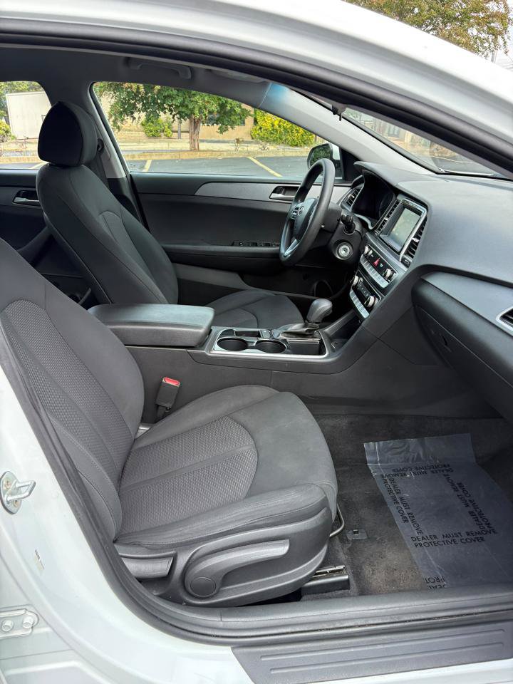 Used 2019 Hyundai Sonata SE FWD image 17