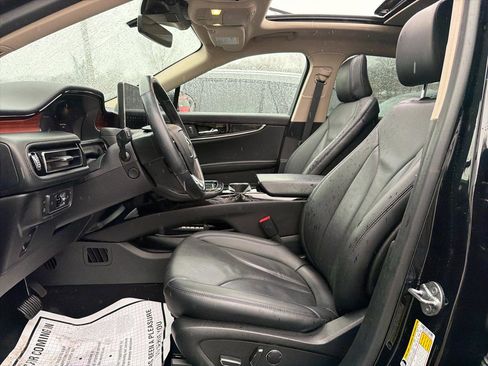 Used 2022 Lincoln Nautilus Reserve image 17