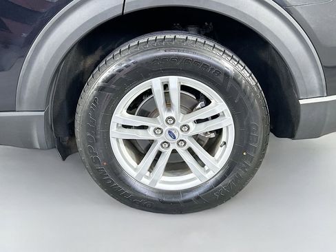 Used 2020 Ford Explorer XLT AWD/4WD image 33