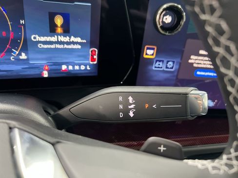 New 2026 Chevrolet Traverse Z71 w/ Enhanced Driving Package image 17