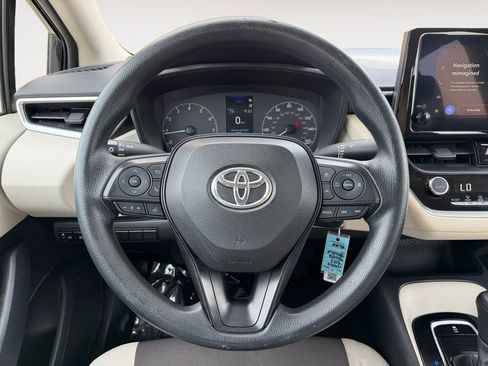 Used 2023 Toyota Corolla LE image 23