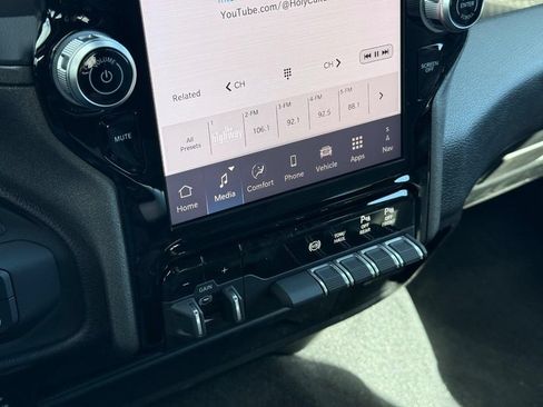 New 2026 RAM 3500 Tradesman AWD/4WD image 18
