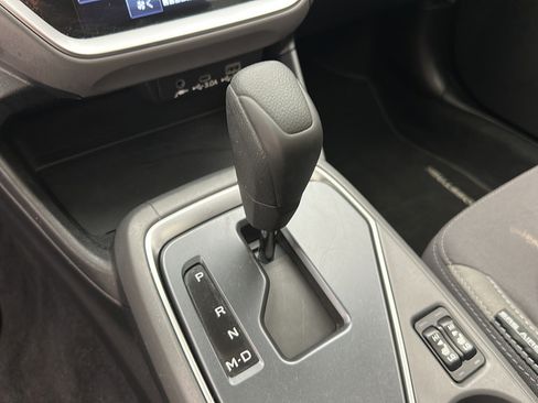 Used 2025 Subaru Crosstrek 2.5i Premium AWD/4WD image 19