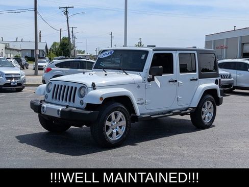 Used 2018 Jeep Wrangler Unlimited Sahara w/ Connectivity Group AWD/4WD image 4