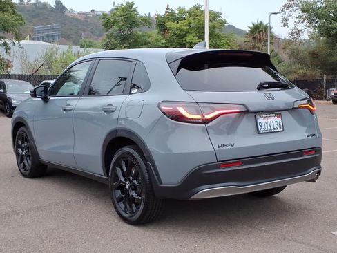 Used 2024 Honda HR-V Sport image 7