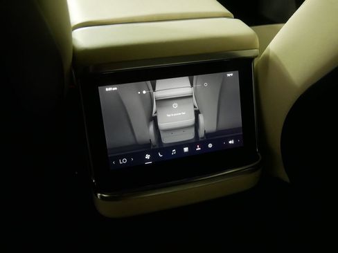 Used 2023 Tesla Model X AWD/4WD image 19