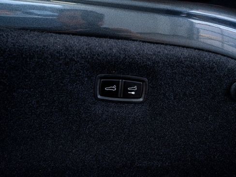 Used 2022 Audi e-tron GT Premium Plus image 59