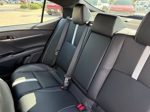 Used 2026 Toyota Camry SE w/ Convenience Package FWD image 31
