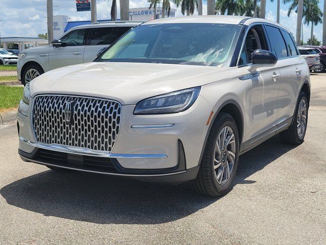 Certified 2023 Lincoln Corsair FWD image 3