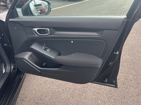 Used 2025 Honda Civic Sport image 26