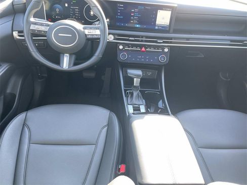 Used 2025 Hyundai Tucson SEL image 11