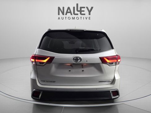 Used 2019 Toyota Highlander Limited image 4