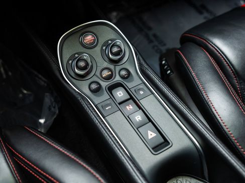 Used 2019 McLaren 570S Coupe RWD image 56