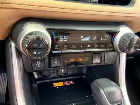 Used 2025 Toyota RAV4 XLE Premium w/ Weather Package AWD/4WD image 32