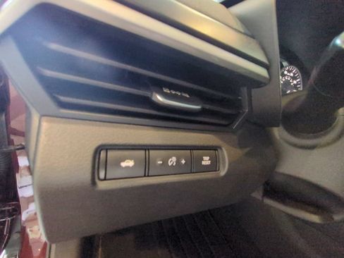 Used 2024 Nissan Altima 2.5 SV FWD image 15