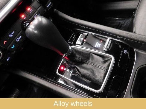 Used 2023 Jeep Compass Latitude image 37