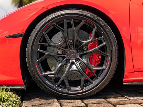 Used 2016 Lamborghini Huracan LP 610-4 AWD/4WD image 15