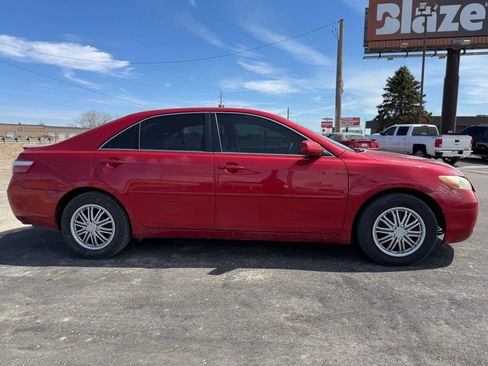 Used 2007 Toyota Camry XLE FWD image 35