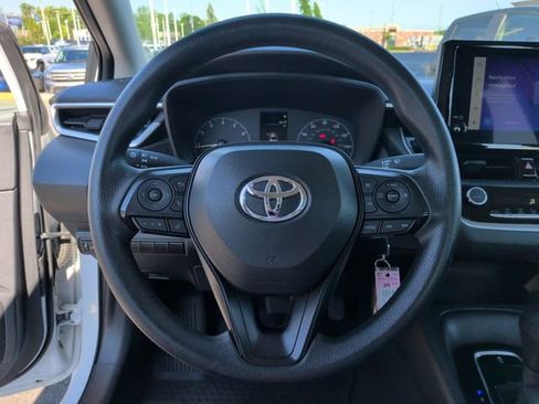 Used 2024 Toyota Corolla LE FWD image 15