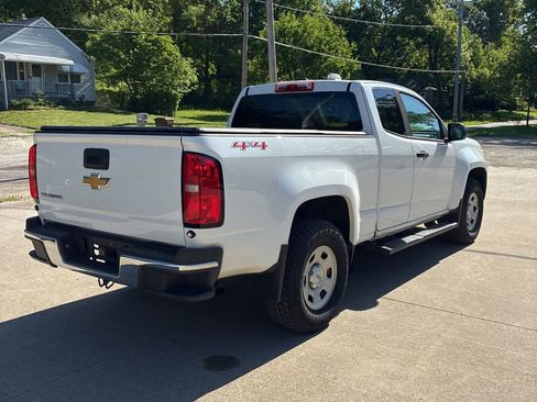 Used 2019 Chevrolet Colorado W/T w/ WT Convenience Package AWD/4WD image 3