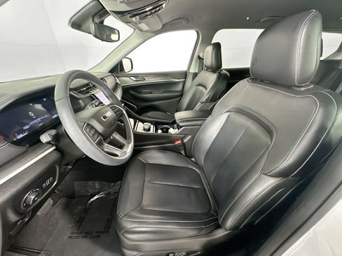 Used 2023 Jeep Grand Cherokee L Limited w/ Black Appearance Package RWD image 22