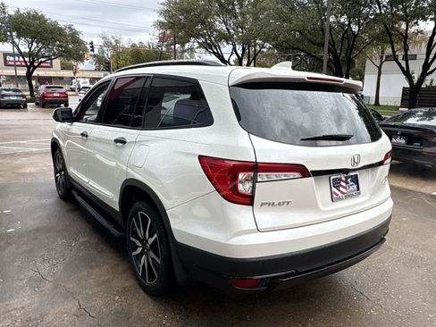 Used 2019 Honda Pilot Elite image 4