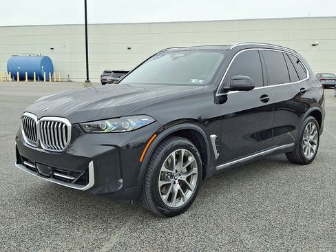Used 2024 BMW X5 xDrive40i w/ Premium Package image 6