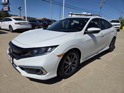 Used 2019 Honda Civic EX image 7