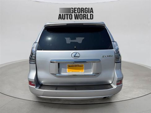 Used 2018 Lexus GX 460 Premium w/ Premium Package AWD/4WD image 14
