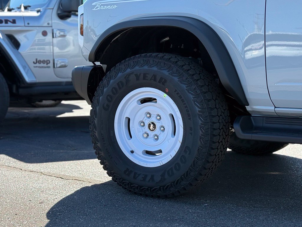 New 2026 Ford Bronco Heritage Edition AWD/4WD image 43