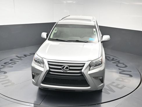 Used 2014 Lexus GX 460 w/ Premium Package AWD/4WD image 13