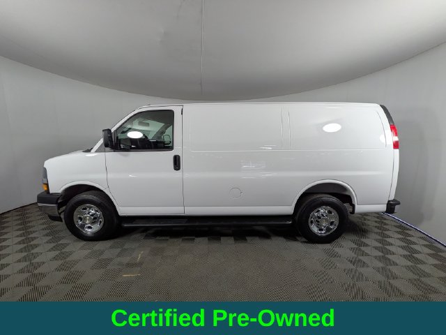 Used 2025 Chevrolet Express 2500 w/ Driver Convenience Package RWD image 3