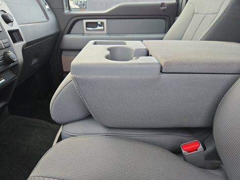 Used 2011 Ford F150 XLT w/ XLT Chrome Pkg image 21