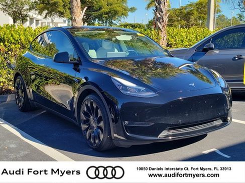 Used 2022 Tesla Model Y Performance image 1
