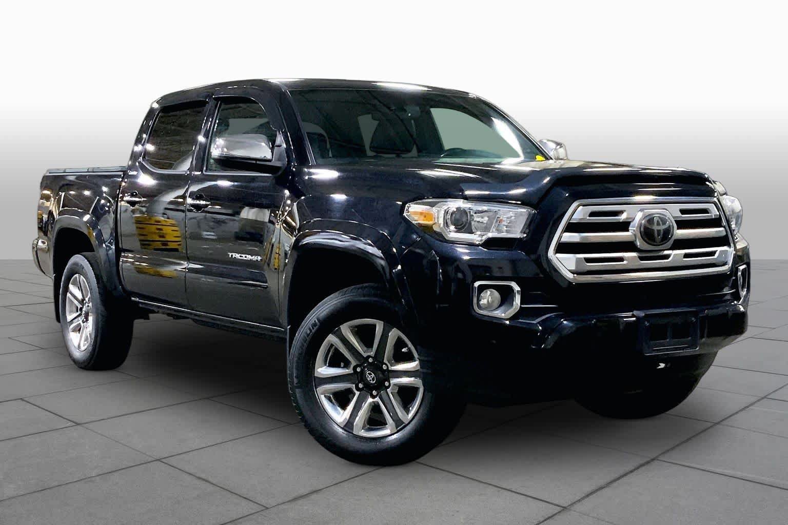 Used 2018 Toyota Tacoma Limited AWD/4WD image 3