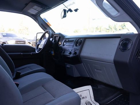 Used 2015 Ford F250 XL w/ Power Equipment Group image 23