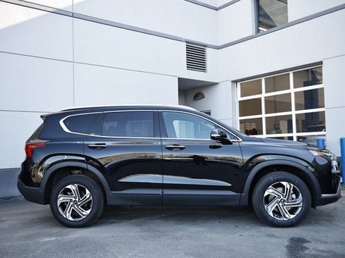 Used 2023 Hyundai Santa Fe SEL w/ Cargo Package image 4