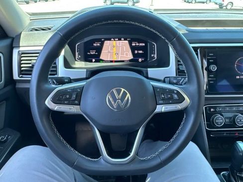 Used 2022 Volkswagen Atlas SEL AWD/4WD image 19