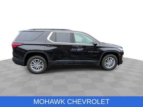 Used 2023 Chevrolet Traverse LT AWD/4WD image 10