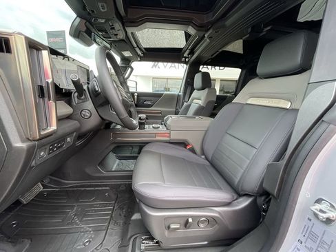 New 2025 GMC Hummer EV 3X AWD/4WD image 16