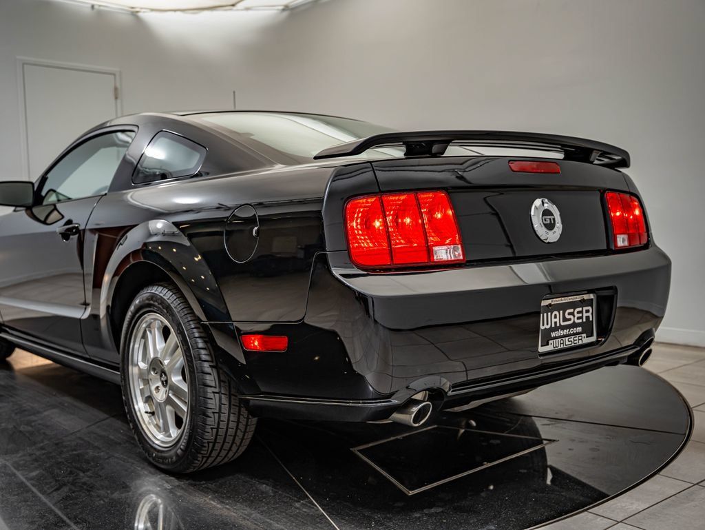 Used 2008 Ford Mustang GT RWD image 20